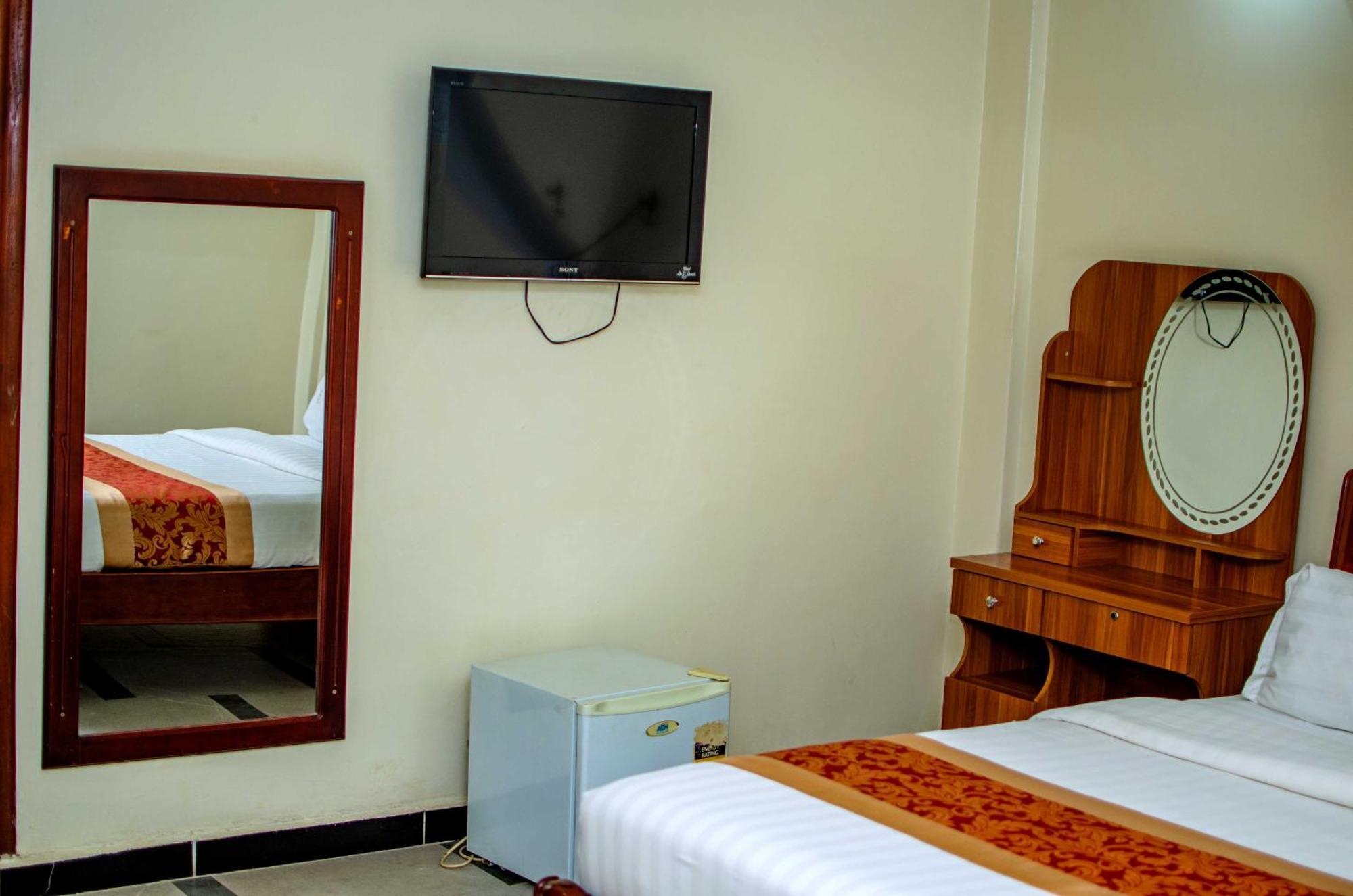 קמפאלה La Grande Hotel מראה חיצוני תמונה